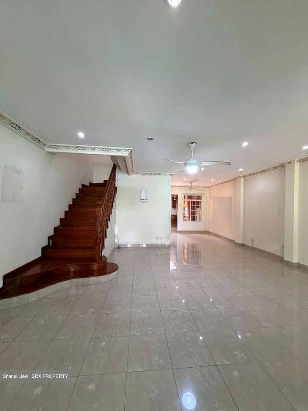 Opera Estate (D15), Terrace #563928981